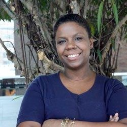 Profile Picture of Ayanna Roberts (@ayannaroberts) on Twitter