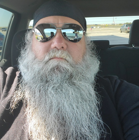 Profile Picture of Jim Lennon (@bigjim920) on Poshmark