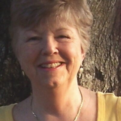 Profile Picture of Rose Maloney (@RosenCarole) on Twitter