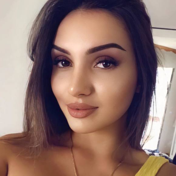 Profile Picture of Mergime Syla (@mergimesyla15) on Poshmark