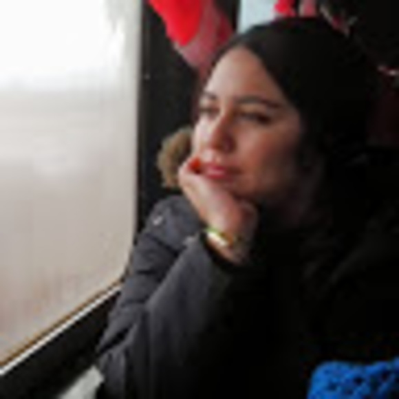 Roshanak Houmanfar - Poshmark Profile Picture of Roshanak Houmanfar (@roshanakh) on Poshmark