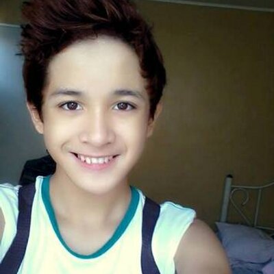 Profile Picture of August May Ledesma (@MayLenreyhi) on Twitter