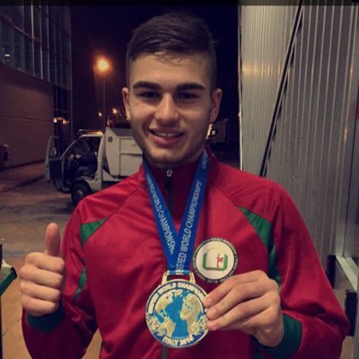 Profile Picture of Moundir ✌🏽️ (@DirMoun48) on Twitter