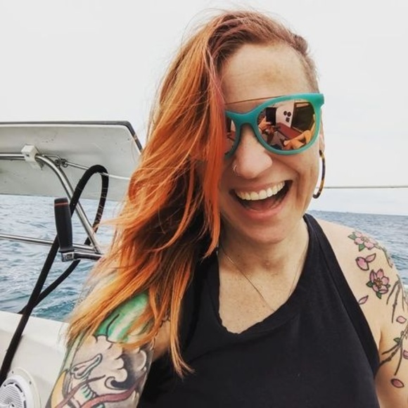 Profile Picture of Coley Foree (@nicoleandfunkle) on Poshmark