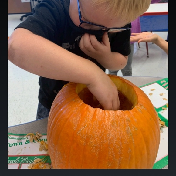 Profile Picture of Joe Coble (@joe11coble) on Poshmark