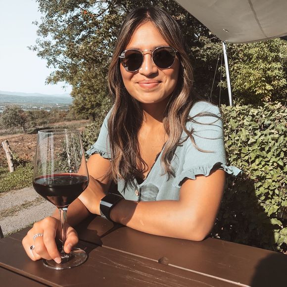 Profile Picture of Camille Nguyen-trépanier (@came_ngu) on Poshmark