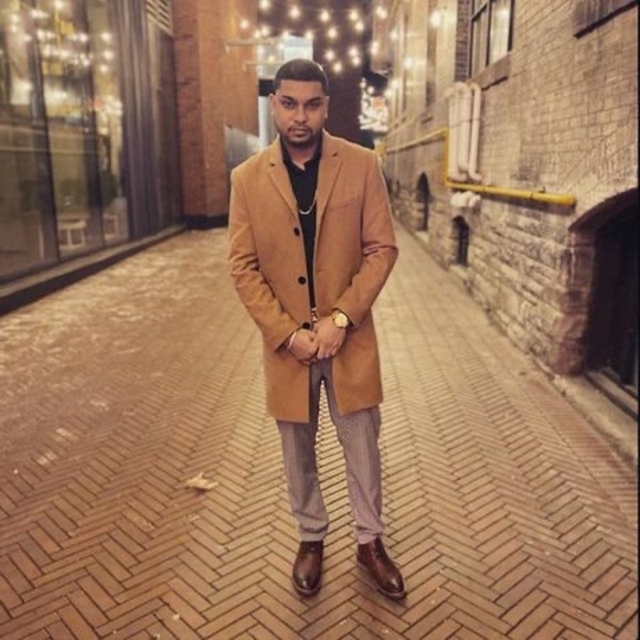 Profile Picture of Justin Shamshuddin (@jshamshuddin) on Poshmark