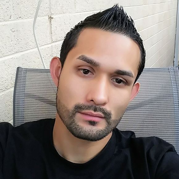 Profile Picture of Chris Topher (@allbusiness1113) on Poshmark