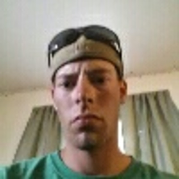 Profile Picture of Jeremy Bossler (@habitat) on Poshmark