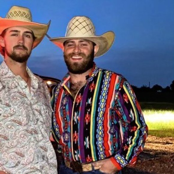 Profile Picture of Kyle Keever (@kylekeev6) on Poshmark