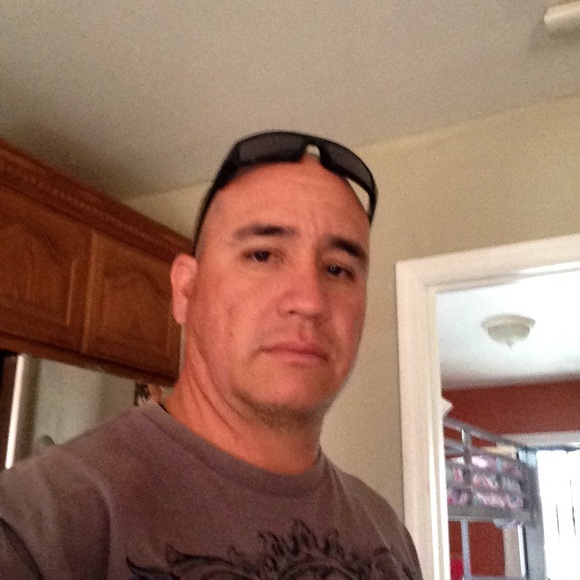Profile Picture of Julio Duran (@duran79) on Poshmark