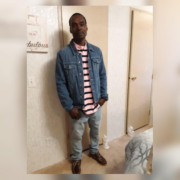 Profile Picture of Curtis Tate (@thekarwiz) on Poshmark