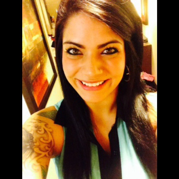 Profile Picture of Kyleigh Red leaf (@kyredleaf) on Poshmark