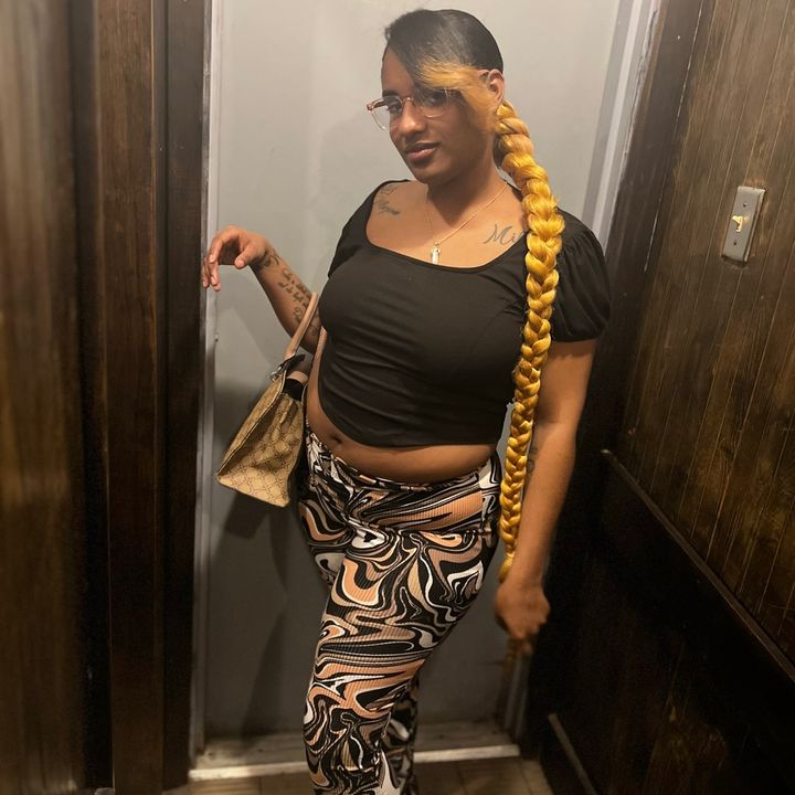 Profile Picture of Calie Andrews (@calieandrews) on Tiktok