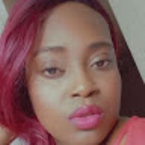 Profile Picture of Lydia Ukele kalokoh (@lydiaukele1987) on Poshmark