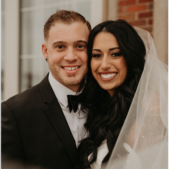 Profile Picture of Michelle Passafiume (@m_passafiume) on Poshmark