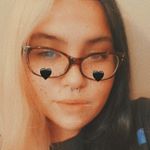 Profile Picture of Mandy Leigh Everett (@alien___brain__) on Instagram