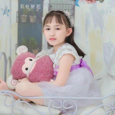 Profile Picture of CHUNYUAN LIU (@chunyuan_liu) on Twitter