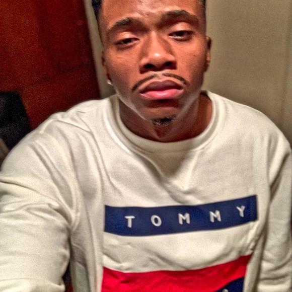 Profile Picture of Dirk Jones (@dxj0421) on Poshmark