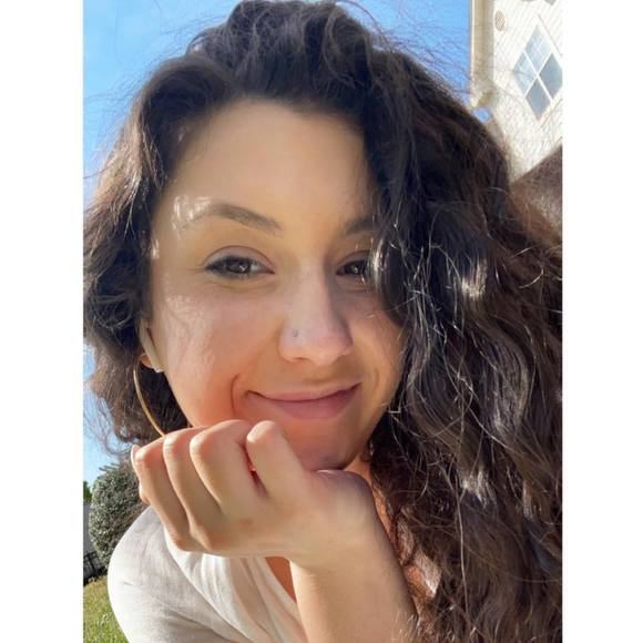 Profile Picture of Allison Eckhardt (@allyeckhardt24) on Poshmark