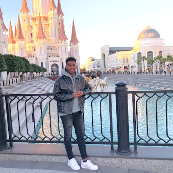 Profile Picture of Ahmed moha Mire (@ahmedmohahomar) on Poshmark