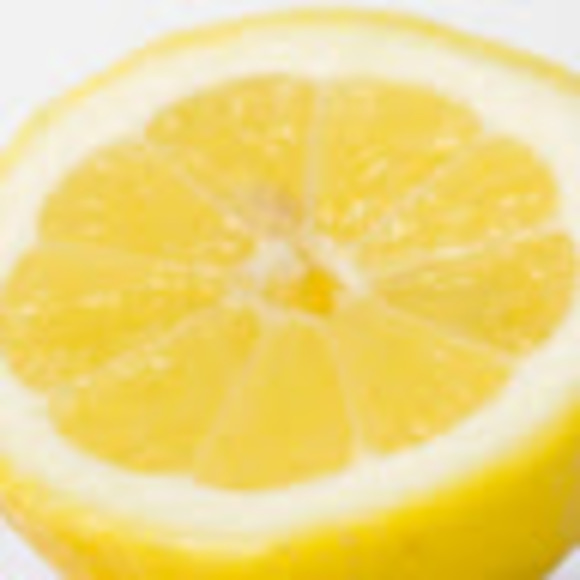 Profile Picture of Hannah Wawrzyniak (@hwawrzyniak) on Poshmark