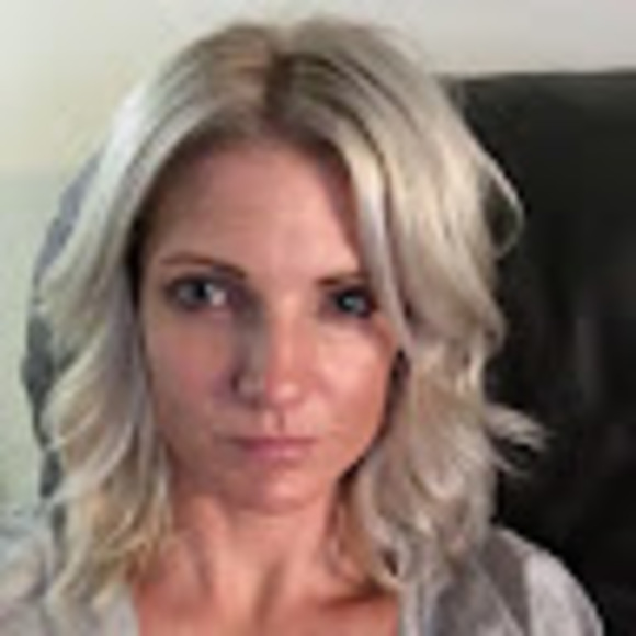 Profile Picture of Jo Marshall (@jomarshall007) on Poshmark