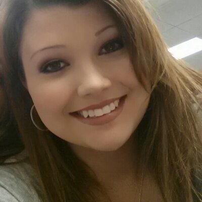 Profile Picture of Kiersten White (@KierstenWhite7) on Twitter