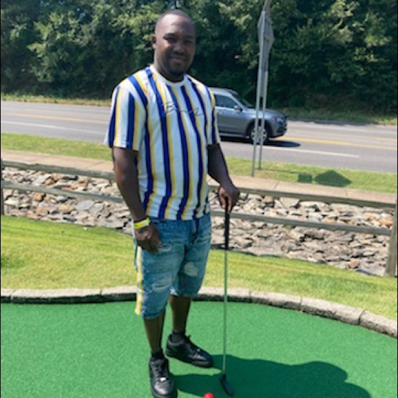 Profile Picture of Carl Freeman (@carlfreeman5150) on Poshmark