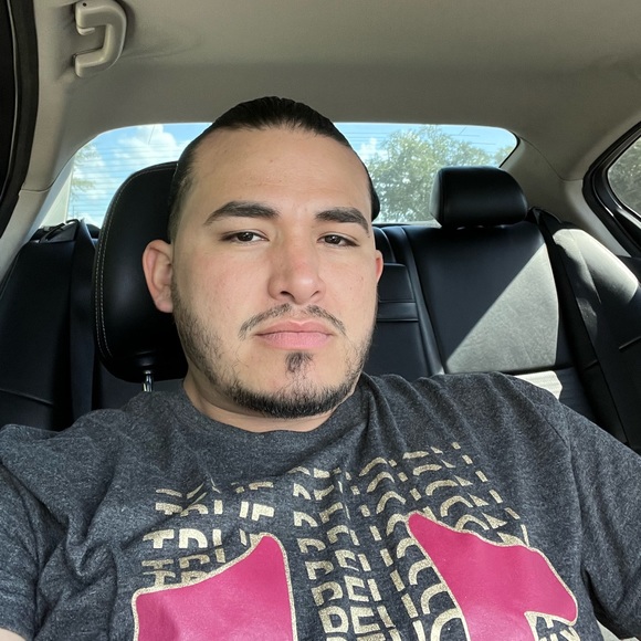 Profile Picture of Jairo Fuentes santos (@jairofuentes691) on Poshmark