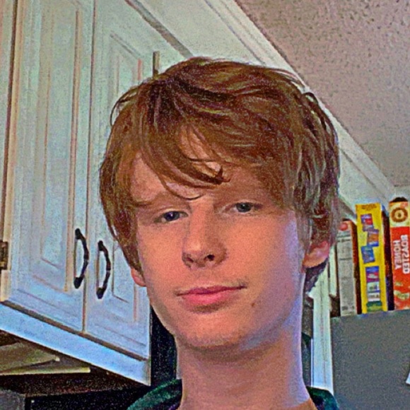 Profile Picture of Isaac Davis (@ovxrwhxlmxng) on Poshmark