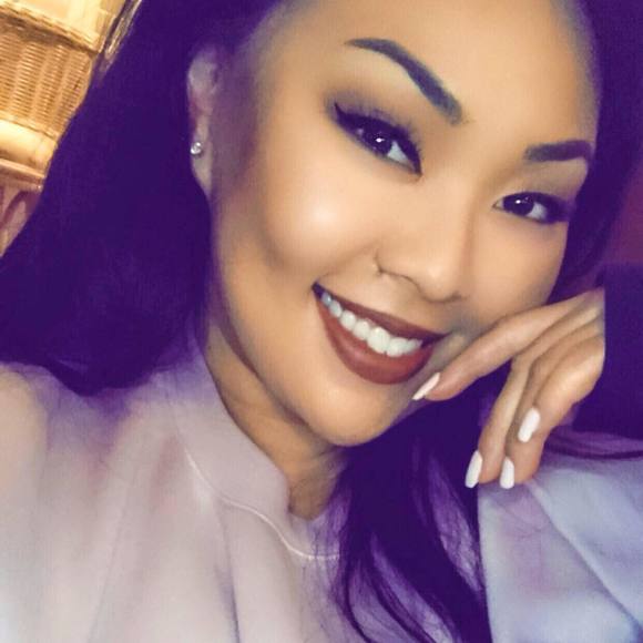 Profile Picture of Jessica Barata (@jbarata) on Poshmark