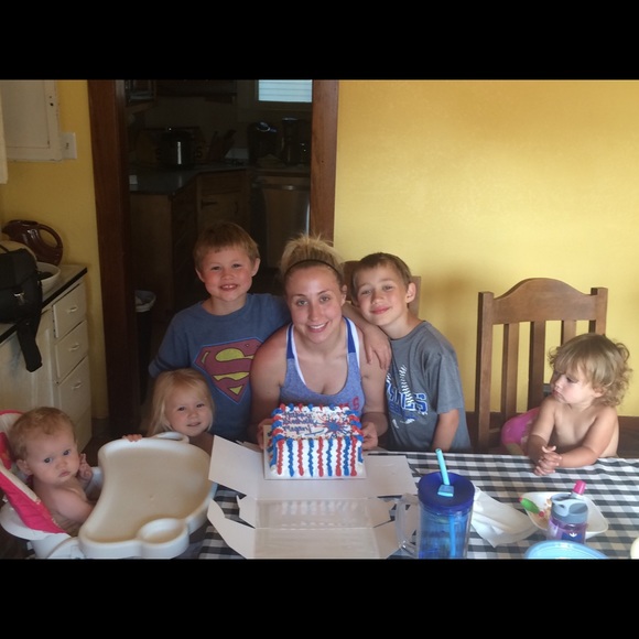 Profile Picture of Megan Hochstedler (@meggi786) on Poshmark