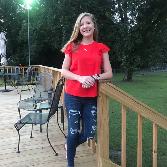 Profile Picture of Stacie Moore (@staciemoore42) on Poshmark