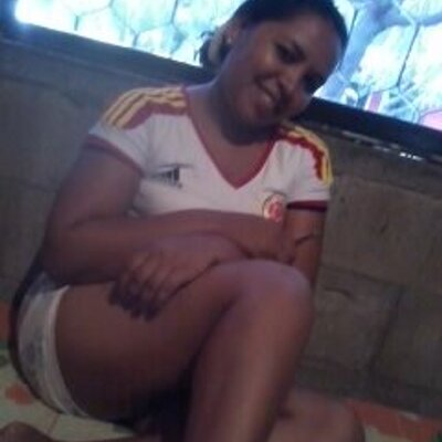 Profile Picture of Luz Oliveros (@luzoliveros1984) on Twitter