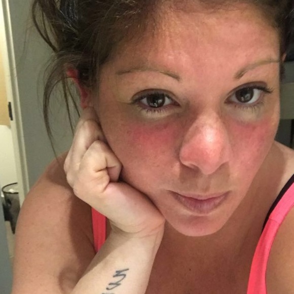 Kristin Mautone - Poshmark Profile Picture of Kristin Mautone (@kmautone) on Poshmark