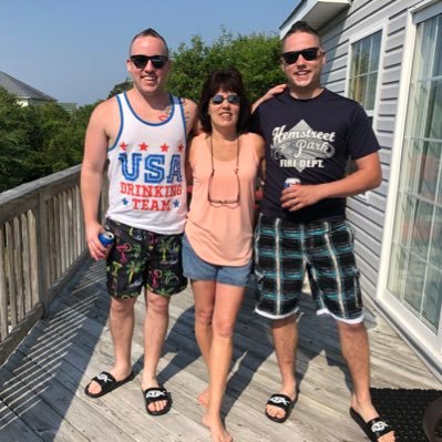 Profile Picture of Alvarez (@Eric_Alvarez12) on Twitter