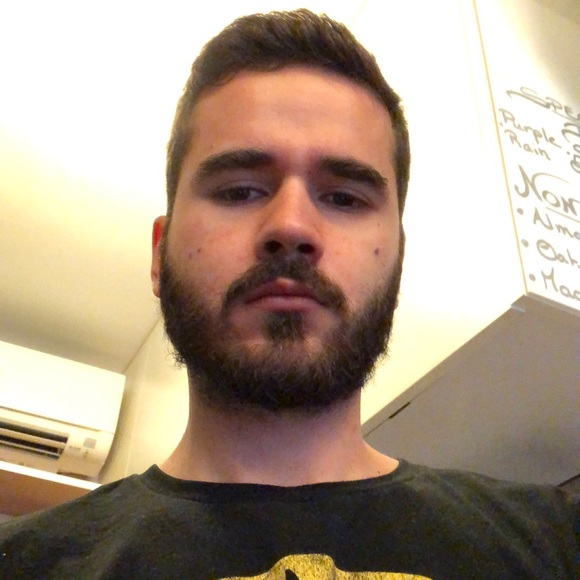 Profile Picture of Alper Atbakan (@allp101) on Poshmark