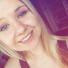 Profile Picture of Sophie Zscheile (@sophistique97) on Twitter