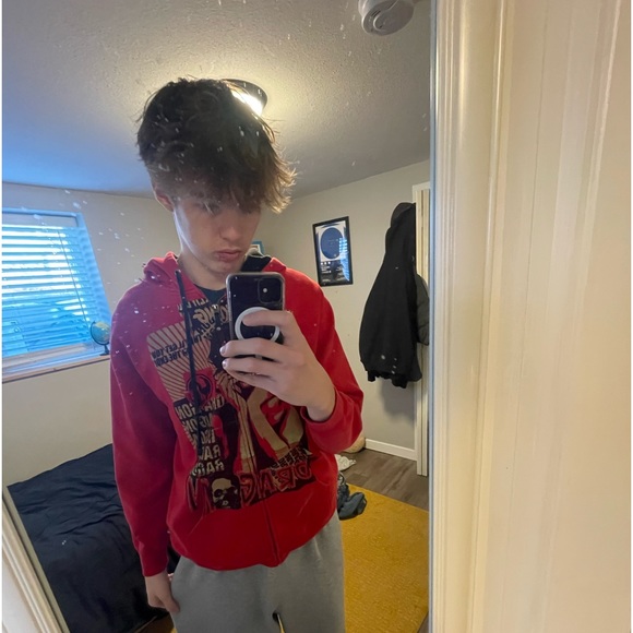 Profile Picture of Caleb Tucker (@calebtuckerr) on Poshmark