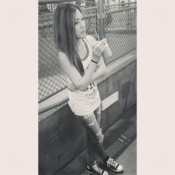 Profile Picture of Raynuh P (@ldyxraynuh) on Poshmark