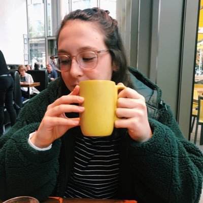 Profile Picture of Claire Mitchell (@_ccmitchell) on Twitter
