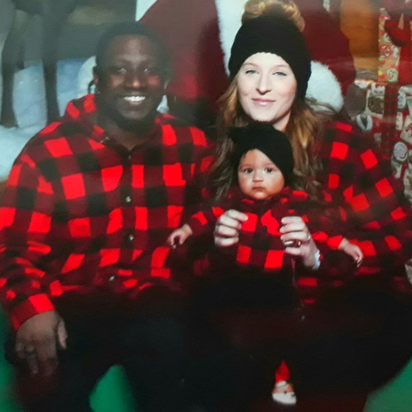 Profile Picture of Melissa Warpinski (@warpinski13) on Poshmark