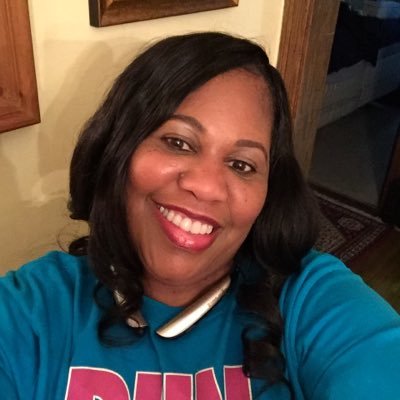 Profile Picture of Regina Smith (@ReLivinMyLife3) on Twitter