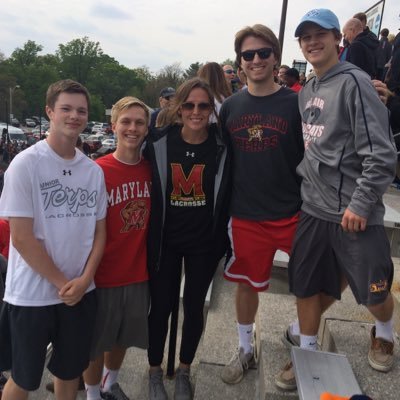 Profile Picture of Kim Watts (@kimwatts83) on Twitter