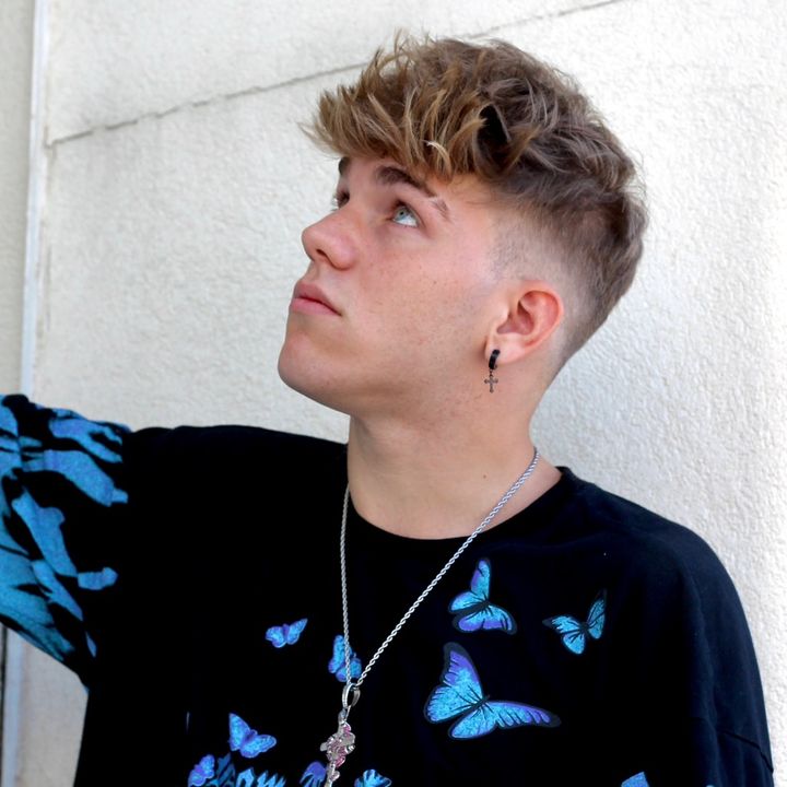 Profile Picture of   Single o fidanzati?💋 (@nickbarbianii) on Tiktok