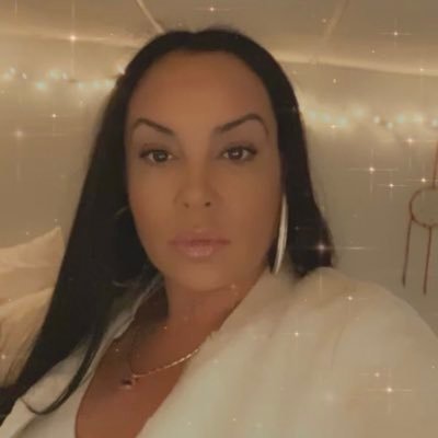 Profile Picture of Rebecca Bradley (@ReRebradley) on Twitter