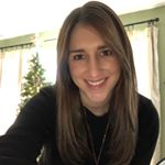 Profile Picture of Julia Shierling Taylor (@sweethomearoma) on Instagram