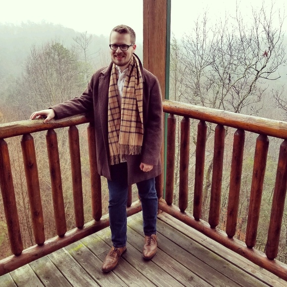 Profile Picture of Blake Mullins (@ystick) on Poshmark