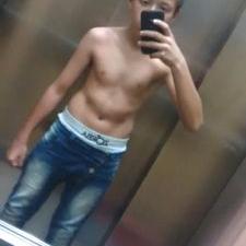 Profile Picture of Leonardo Torrez (@Leonard18868796) on Twitter